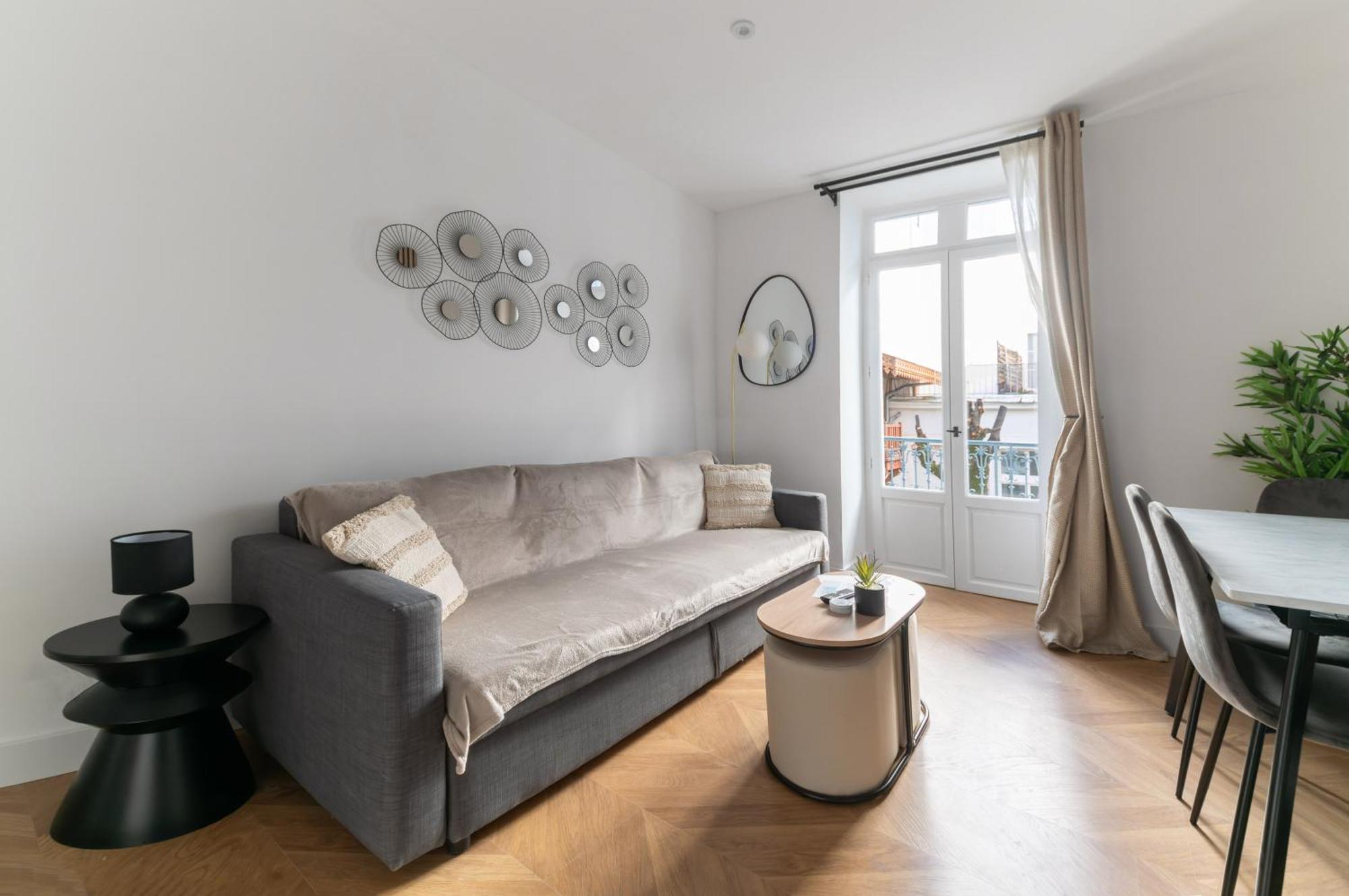 Residence Serbie - Appartements Design Et Climatises En Centre Ville Vichy Ngoại thất bức ảnh